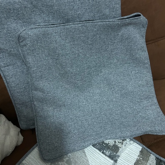 Abstract Patterned Throw Pillows - Picture 3 of 8